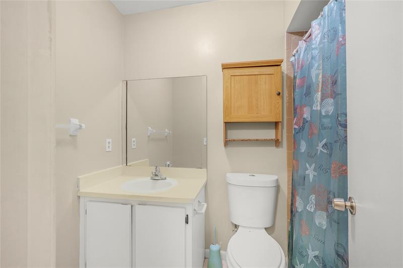 Image 8 of 13 For 6111 42nd Ct