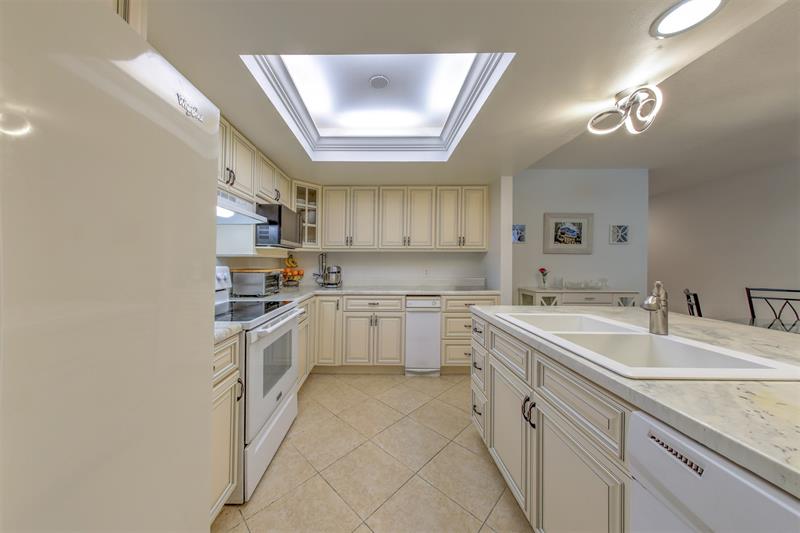 Image 15 of 55 For 4949 Highway A1a  82