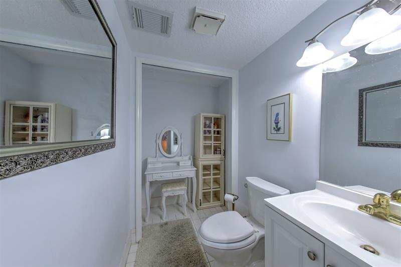 Image 23 of 55 For 4949 Highway A1a  82