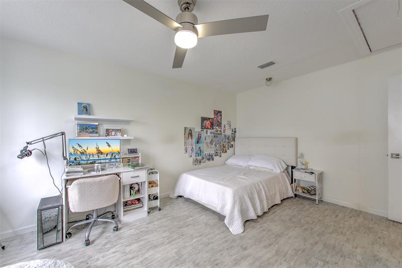 Image 47 of 55 For 4949 Highway A1a  82