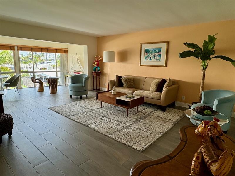 Image 11 of 46 For 3051 47th Ct  308