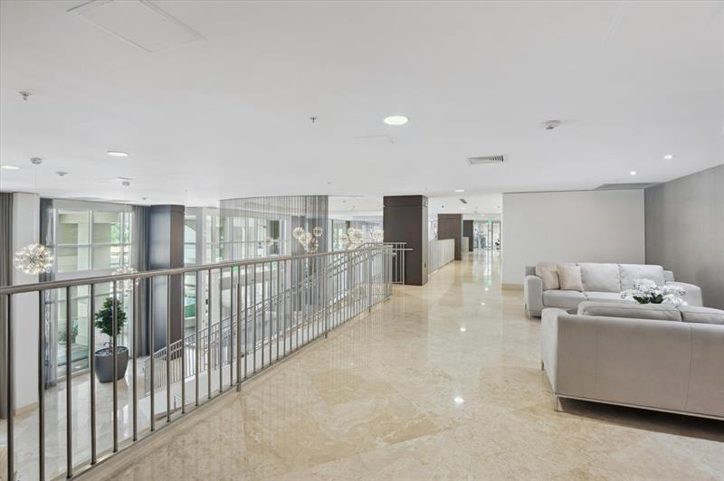 Image 39 of 42 For 511 5th Ave  919