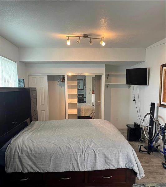 Image 4 of 5 For 2001 Park Rd