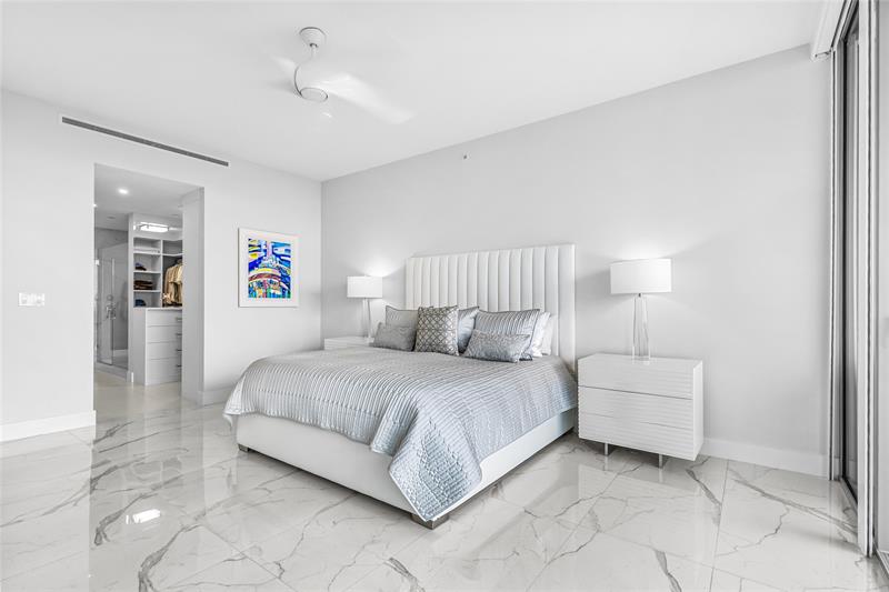 Image 22 of 53 For 920 Intracoastal Dr  1502