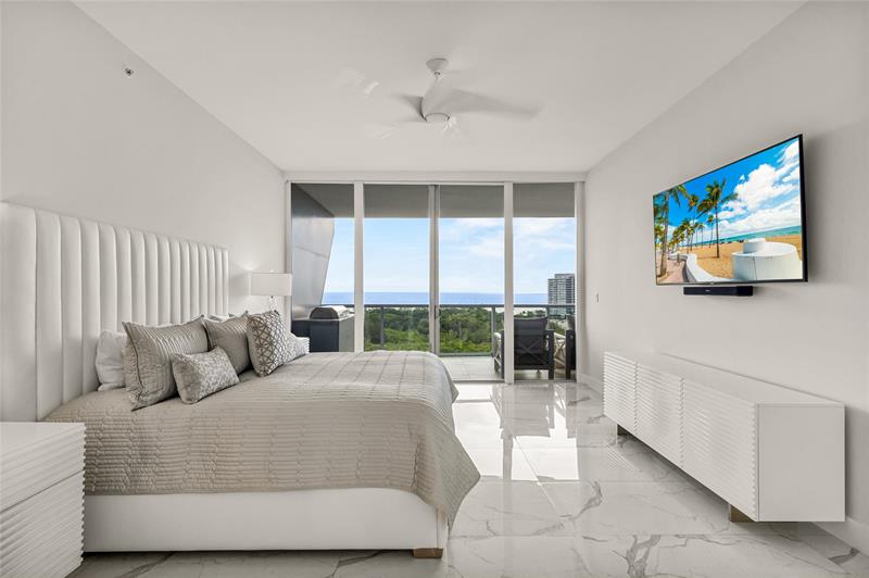 Image 23 of 53 For 920 Intracoastal Dr  1502