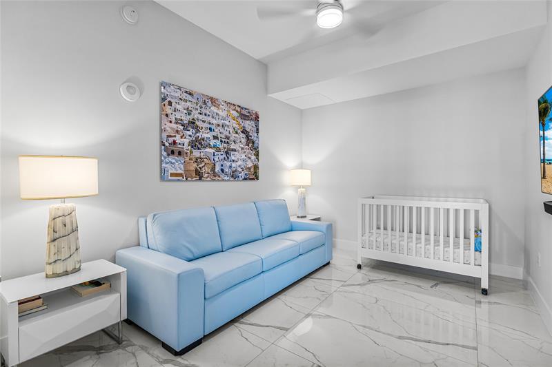 Image 27 of 53 For 920 Intracoastal Dr  1502