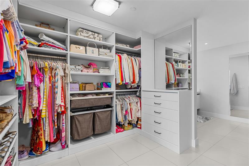 Image 29 of 53 For 920 Intracoastal Dr  1502