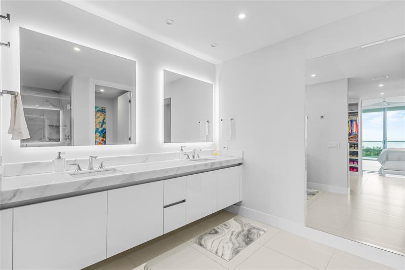 Image 31 of 53 For 920 Intracoastal Dr  1502