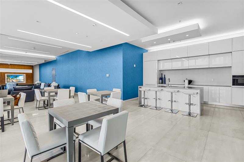 Image 39 of 53 For 920 Intracoastal Dr  1502