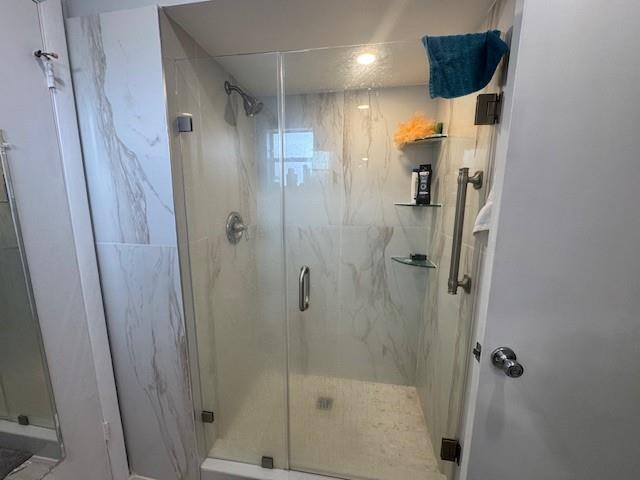 Image 20 of 21 For 8002 Lagos De Campo Blvd  B-306