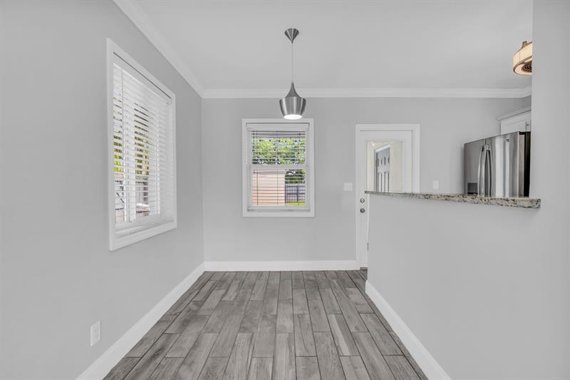 Image 16 of 44 For 915 31st Rd  
