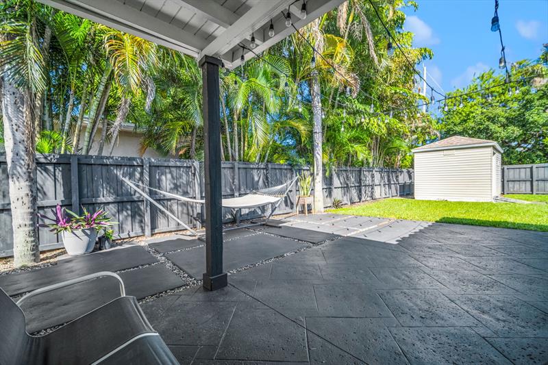 Image 30 of 44 For 915 31st Rd  