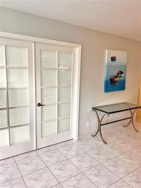 Image 11 of 36 For 800 20th Ave  203