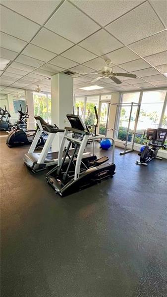 Image 27 of 36 For 800 20th Ave  203