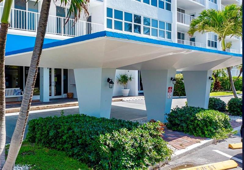 Image 3 of 36 For 800 20th Ave  203