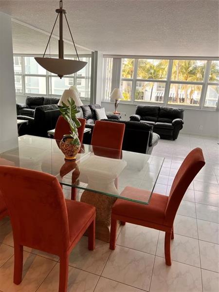 Image 5 of 36 For 800 20th Ave  203