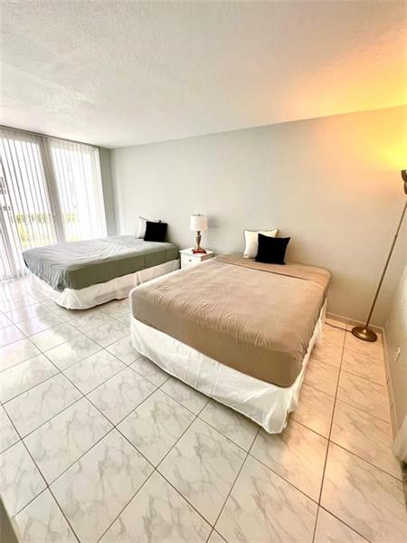 Image 9 of 36 For 800 20th Ave  203