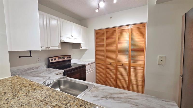 Image 11 of 47 For 1350 3rd Ave  108