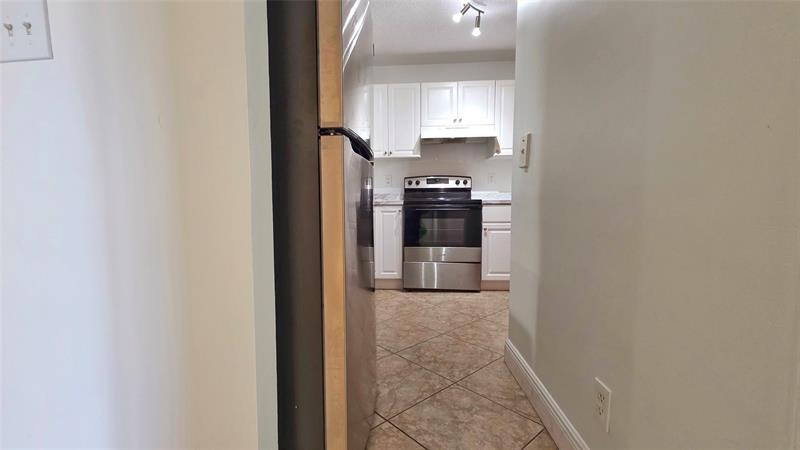 Image 14 of 47 For 1350 3rd Ave  108