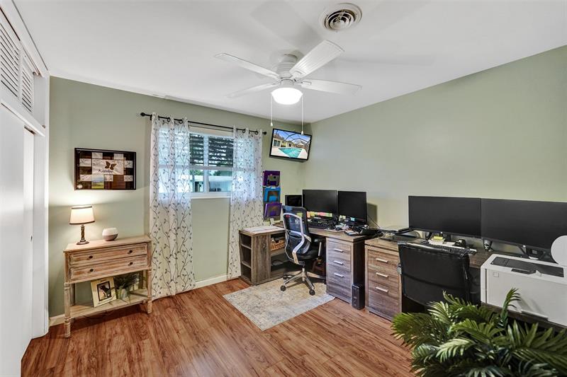 Image 26 of 33 For 5541 2nd Ct  