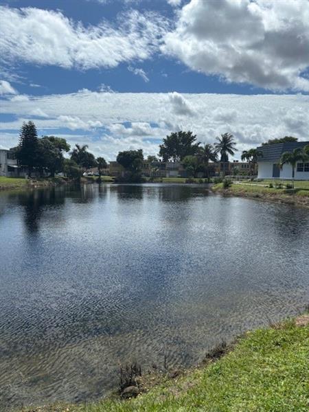 Image 9 of 10 For 115 202 Terrace  M-21