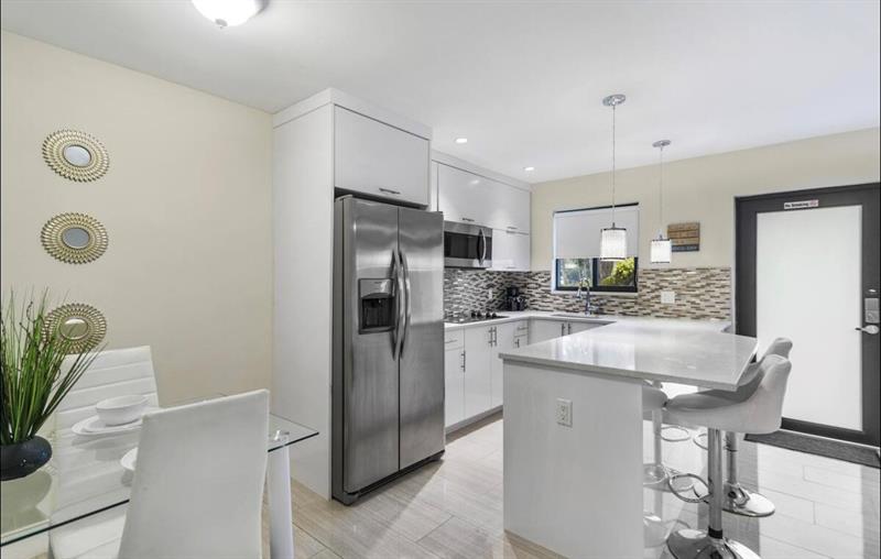 Image 10 of 16 For 320 15th Ave  2