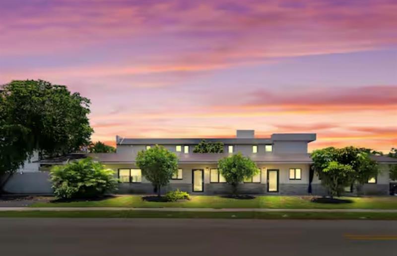 Image 2 of 16 For 320 15th Ave  2