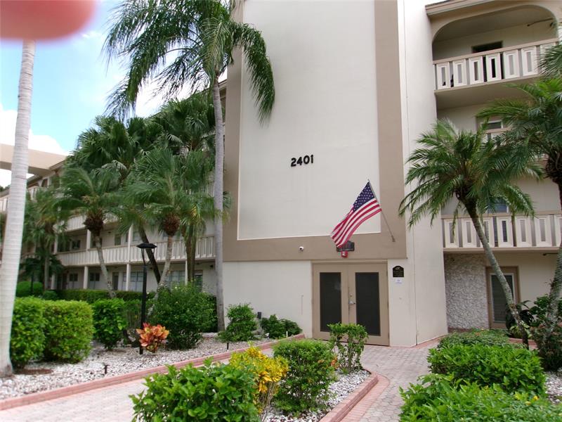 Image 2 of 12 For 2401 Antigua Cir  J1