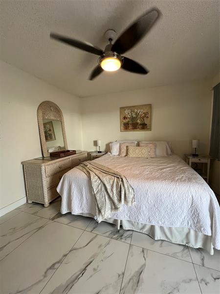 Image 11 of 16 For 900 10th Ter  S20