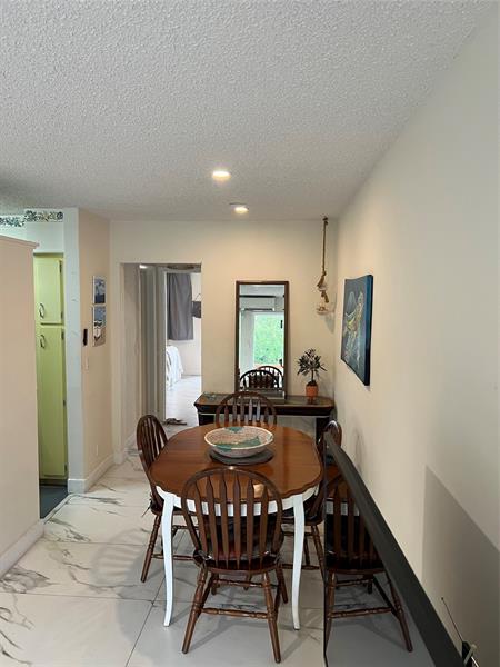 Image 8 of 16 For 900 10th Ter  S20