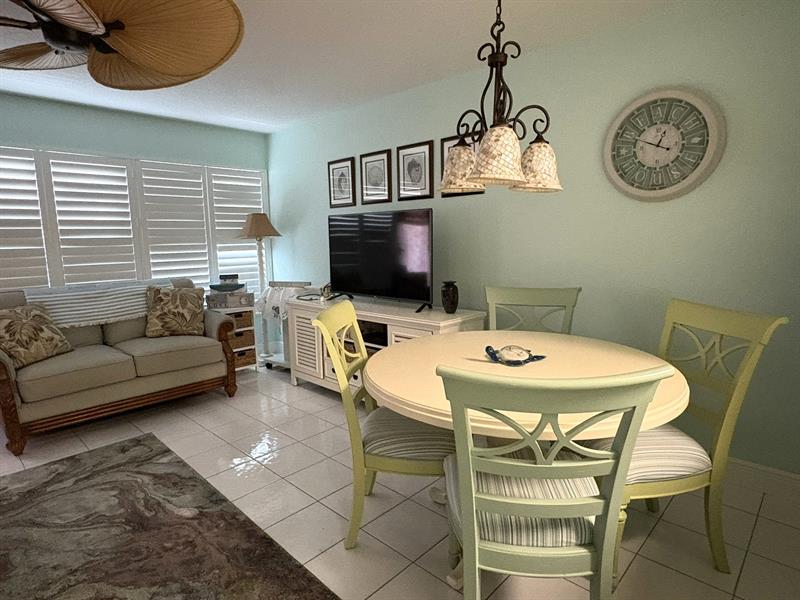 Image 10 of 63 For 1201 Riverside Dr  12b