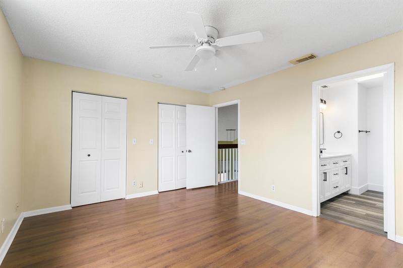 Image 17 of 30 For 3138 Buena Vista Dr