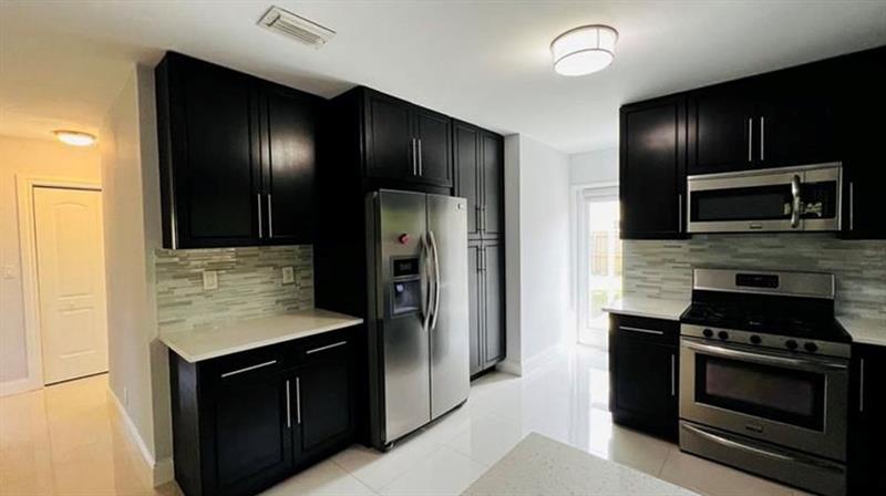 Image 10 of 65 For 732 2nd Ct  