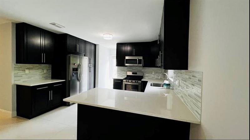 Image 4 of 65 For 732 2nd Ct  