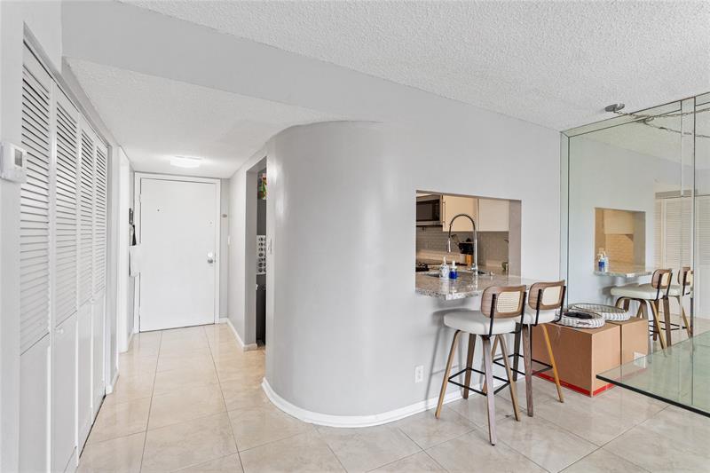 Image 6 of 27 For 3955 Nob Hill Rd  307