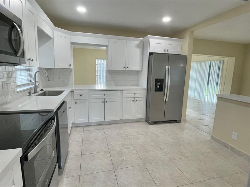 Image 4 of 24 For 1160 69th Ave