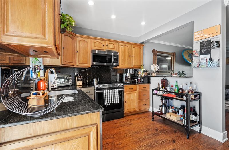 Image 7 of 27 For 72 20th Ct  4c