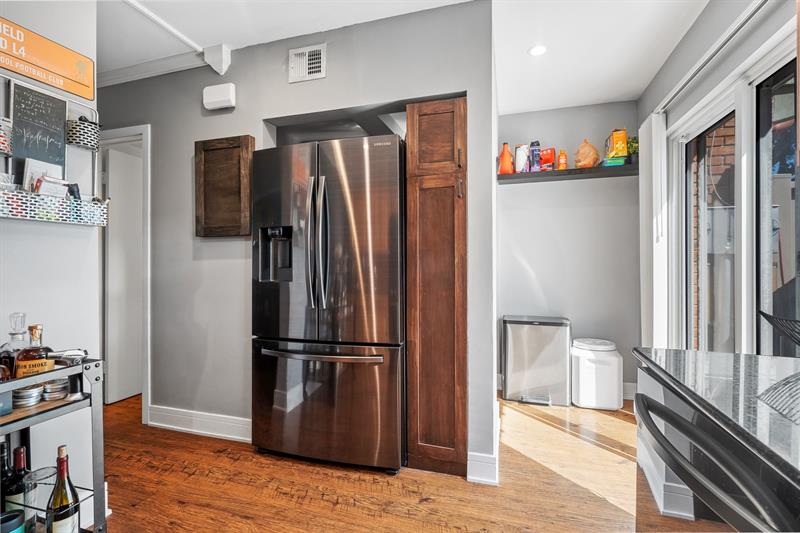 Image 8 of 27 For 72 20th Ct  4c