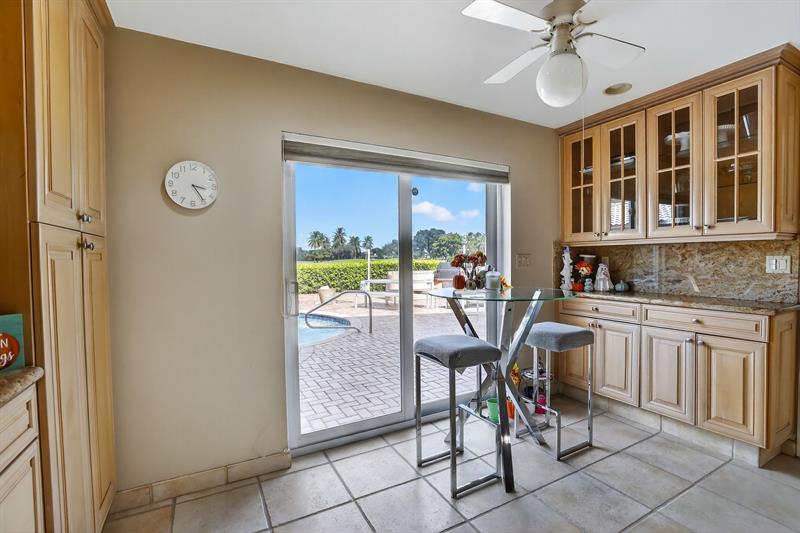 Image 16 of 55 For 9541 Sea Turtle Dr