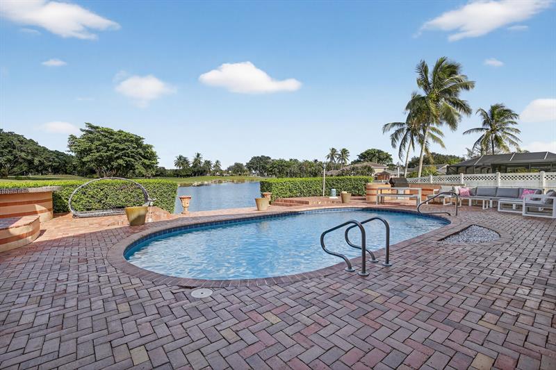 Image 44 of 55 For 9541 Sea Turtle Dr