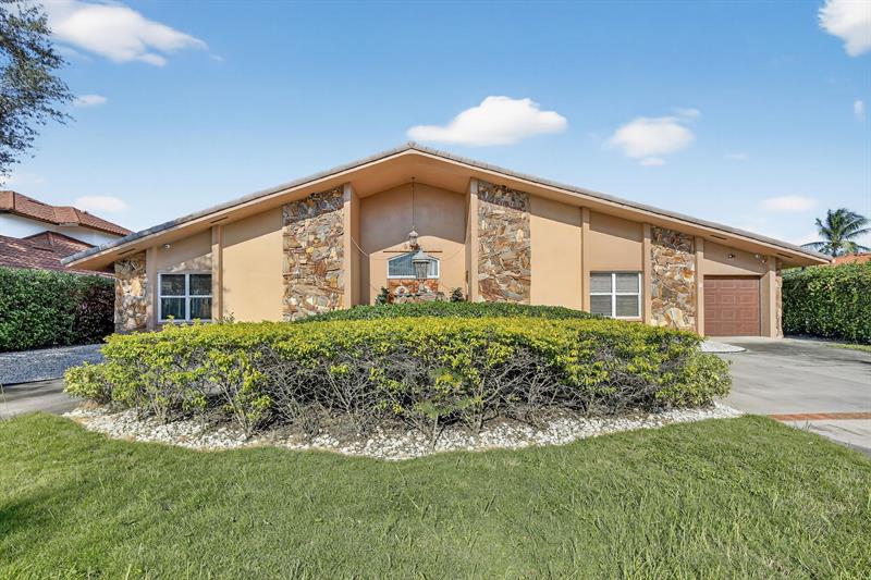 Image 5 of 55 For 9541 Sea Turtle Dr