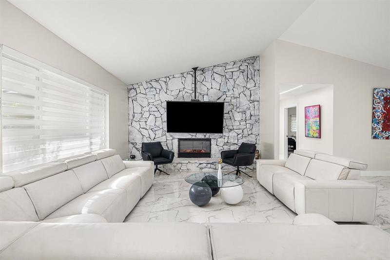 Image 15 of 36 For 10603 Boca Woods Lane