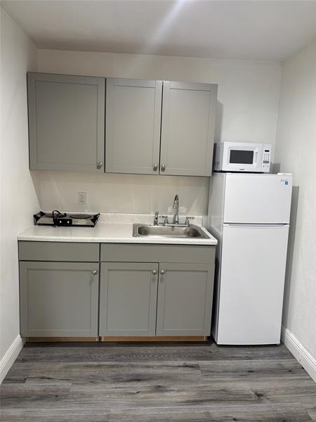 Image 6 of 7 For 351 70th Ter