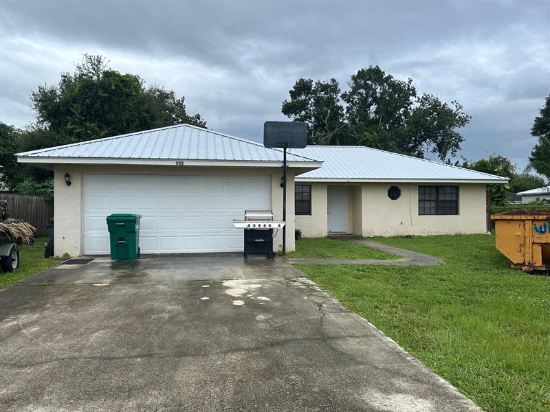 Listing Details for 522 36th Ter, Okeechobee, FL 34974