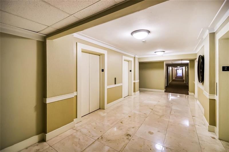 Image 26 of 38 For 19380 Collins Ave  212