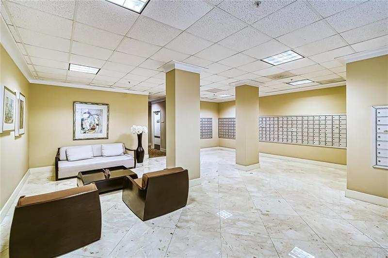 Image 30 of 38 For 19380 Collins Ave  212