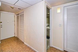 Image 8 of 38 For 19380 Collins Ave  212