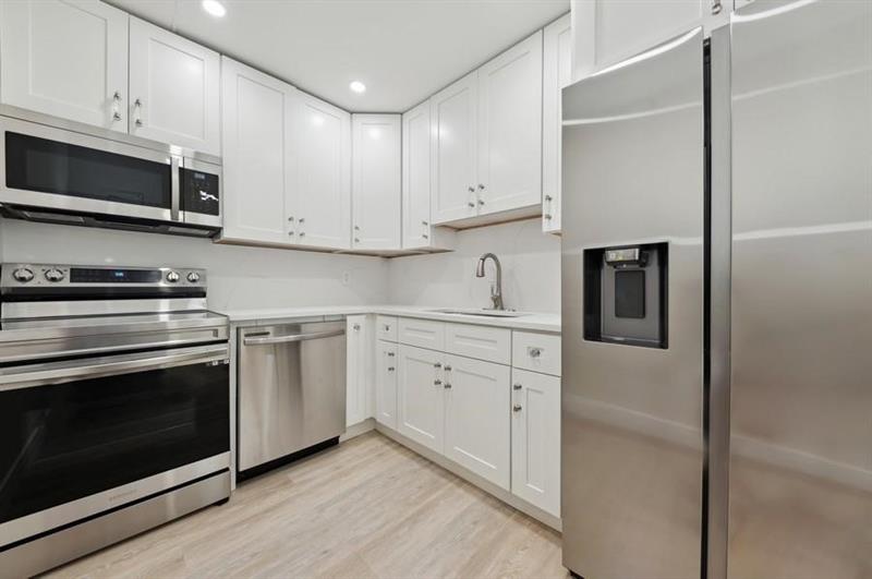 Details for 6491 Bay Club Dr  2, Fort Lauderdale, FL 33308