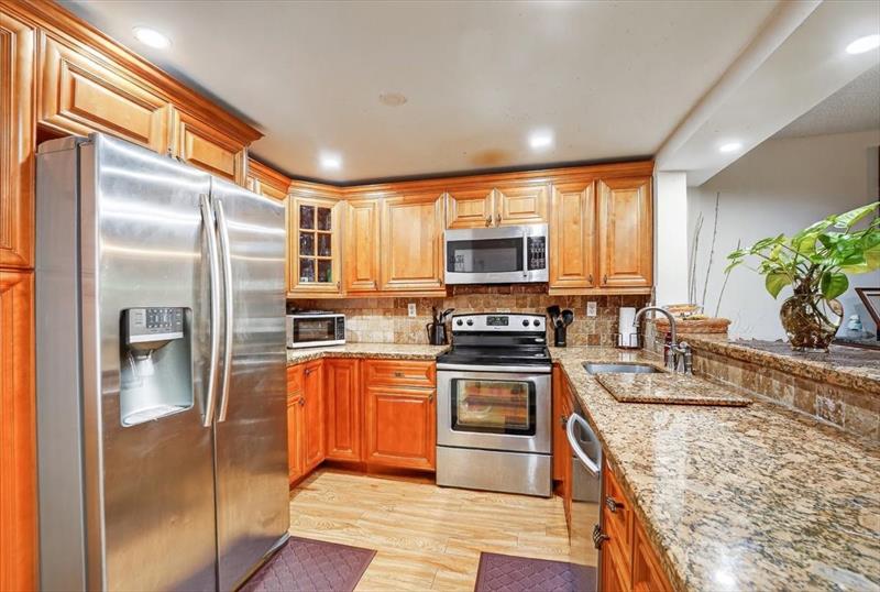 Details for 7950 Mcnab Rd 302, Tamarac, FL 33321