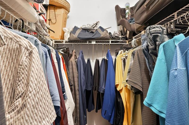 Image 24 of 30 For 7950 Mcnab Rd  302